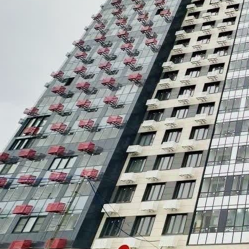 1-комн квартира с. Домодедово, улица Современников, 6