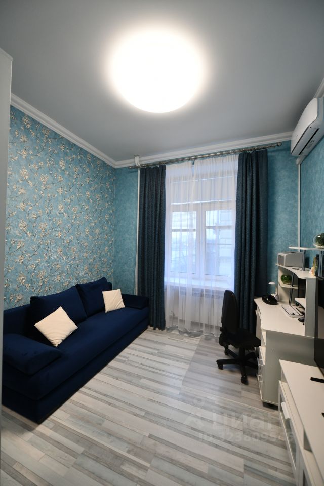 Продажа 2-комн квартиры на вторичном рынке Бережковская набережная, 12