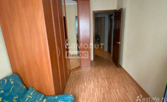 Продажа 5-комн квартиры на вторичном рынке Веерная улица