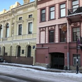 Продажа 3-комн квартиры на вторичном рынке ул Фурштатская,  д. 54