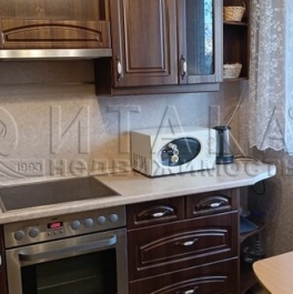Продажа 2-комн квартиры на вторичном рынке Космонавтов пр-кт,  д. 65 к2