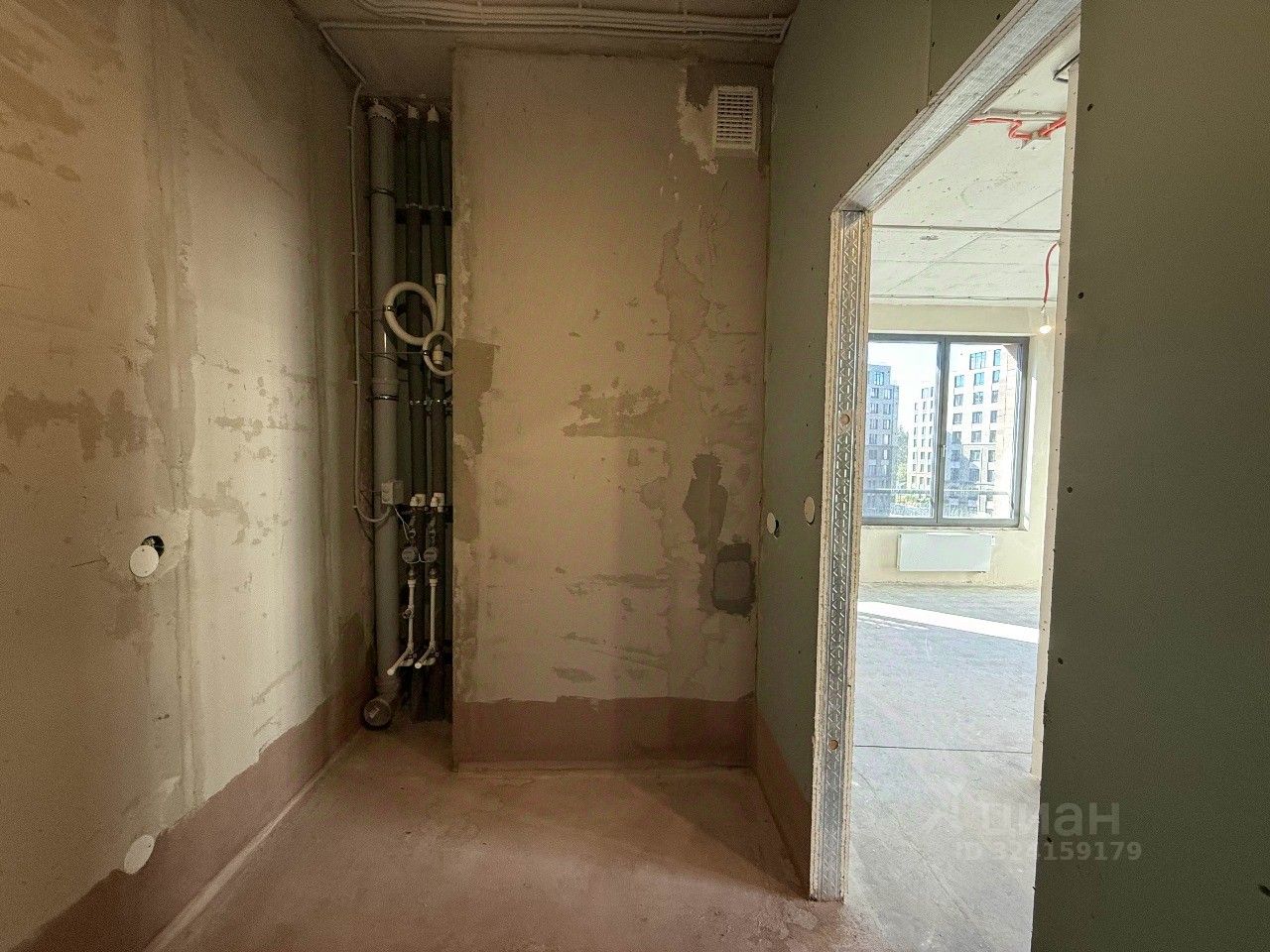 Продажа 1-комн квартиры на вторичном рынке улица Стахановцев, 1