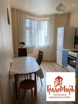 Продажа 1-комн квартиры на вторичном рынке Лобня, Лобненский Бульвар ул. ,  д. 7