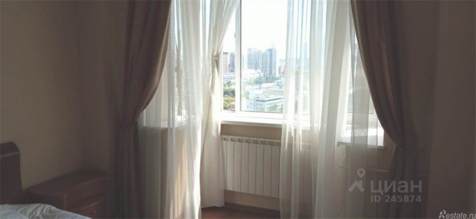 Аренда 2-комн квартиры на вторичном рынке Тепличный пер,  д. 4