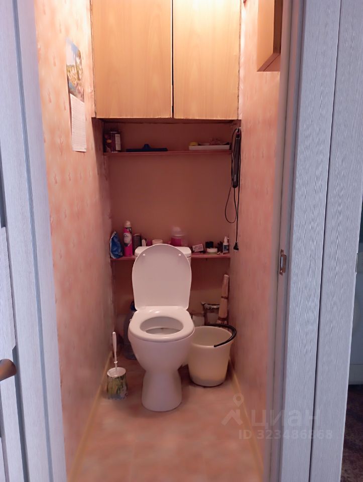 Продажа 2-комн квартиры на вторичном рынке Кашира, Юбилейная улица, 6