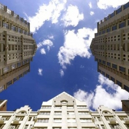 Продажа 3-комн квартиры на вторичном рынке улица Маршала Соколовского,  д. 5