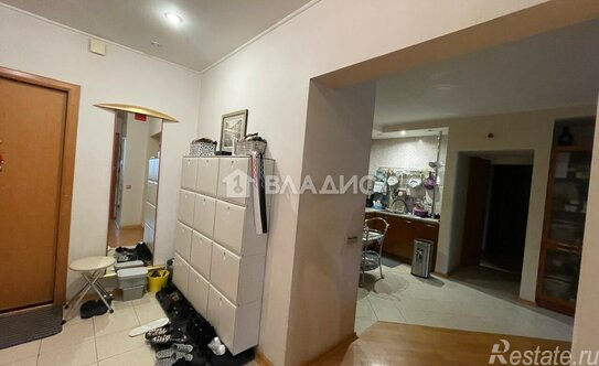 Продажа 4-комн квартиры на вторичном рынке Зоологическая улица,  д. 22