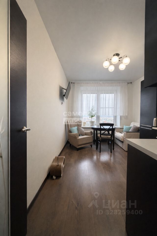 Продажа 1-комн квартиры на вторичном рынке Южный мкр, улица Рижская,  д. 1А