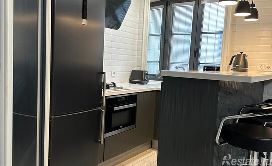 Продажа 2-комн квартиры на вторичном рынке 18-я линия,  д. 7