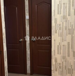 Продажа 3-комн квартиры на вторичном рынке улица Паршина,  д. 17