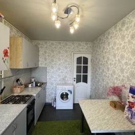 Продажа 1-комн квартиры на вторичном рынке Флотская улица,  д. 29 к2