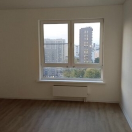Продажа 2-комн квартиры на вторичном рынке ул Ставропольская,  д. 4,  к. 2