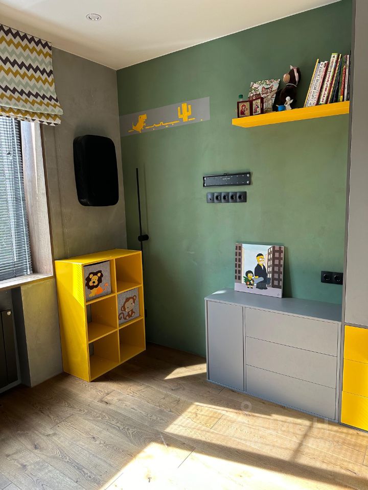 Продажа 3-комн квартиры на вторичном рынке улица Костикова, 5