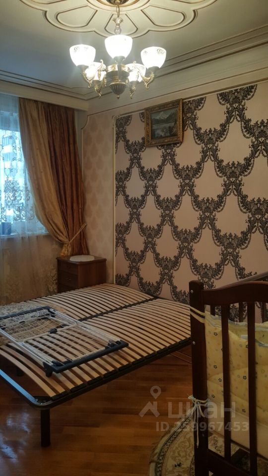 Аренда 3-комн квартиры на вторичном рынке Одинцово, улица Чистяковой, 2