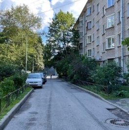 Продажа 3-комн квартиры на вторичном рынке Дибуновская улица,  д. 69