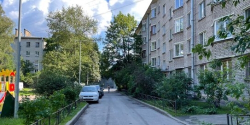 3-комн квартира Дибуновская улица,  д. 69