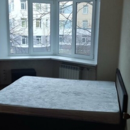 Продажа 2-комн квартиры на вторичном рынке улица Хлопина,  д. 9 к3