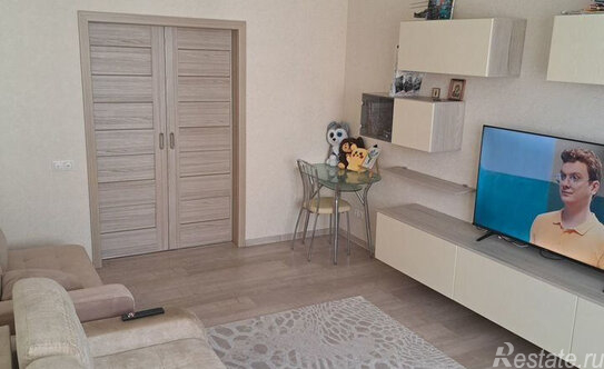 Продажа 3-комн квартиры на вторичном рынке Ольгино, улица Жилгородок,  д. 9А