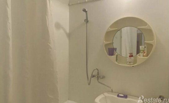 Продажа 1-комн квартиры на вторичном рынке улица Главмосстроя,  д. 8