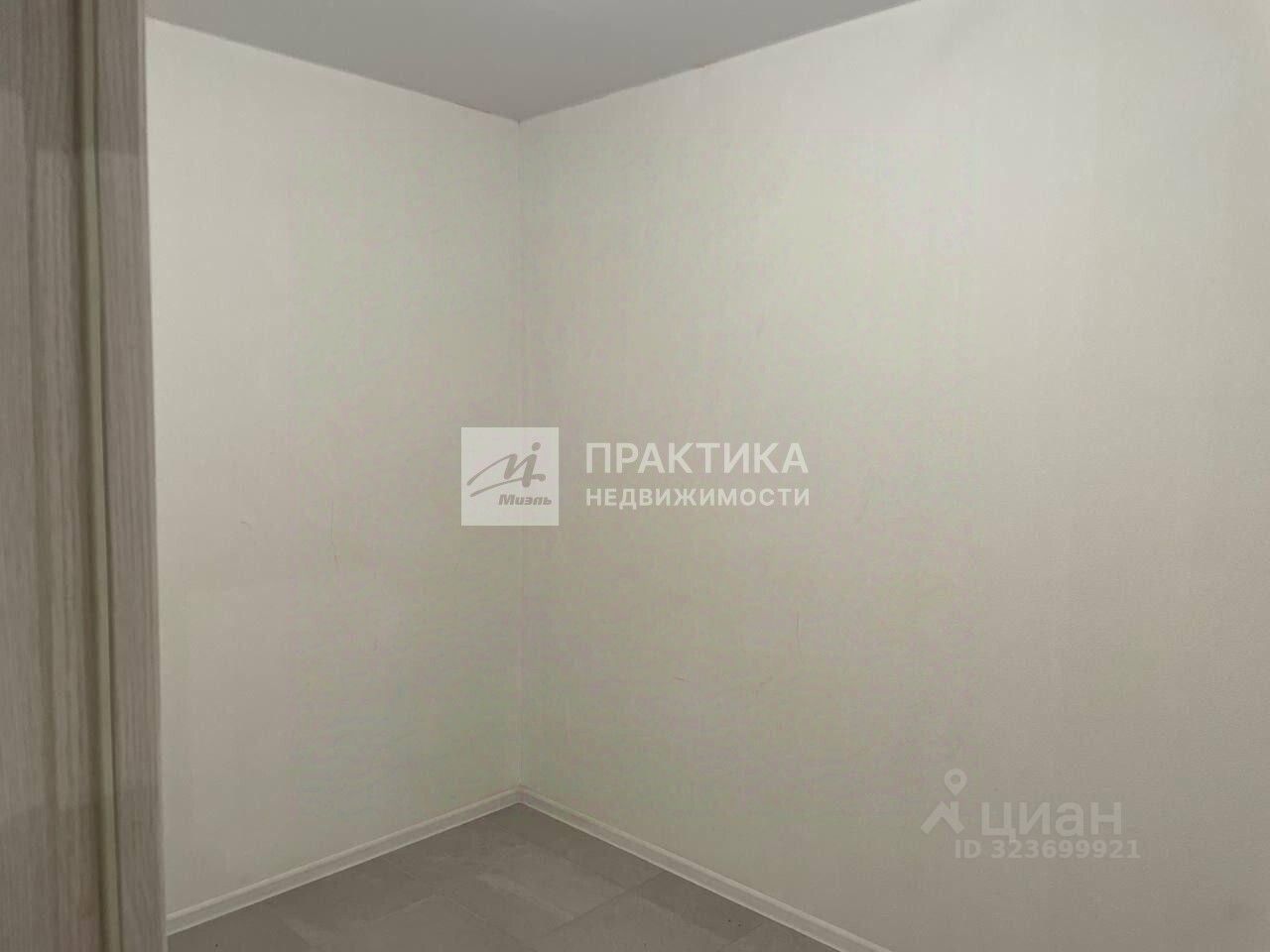 Продажа 3-комн квартиры на вторичном рынке проспект Куприна, 24к3