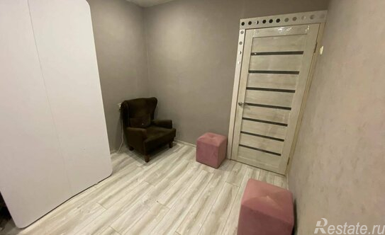 Продажа 2-комн квартиры на вторичном рынке Офицерская улица,  д. 14