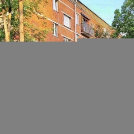 Продажа 2-комн квартиры на вторичном рынке улица Генерала Антонова,  д. 1