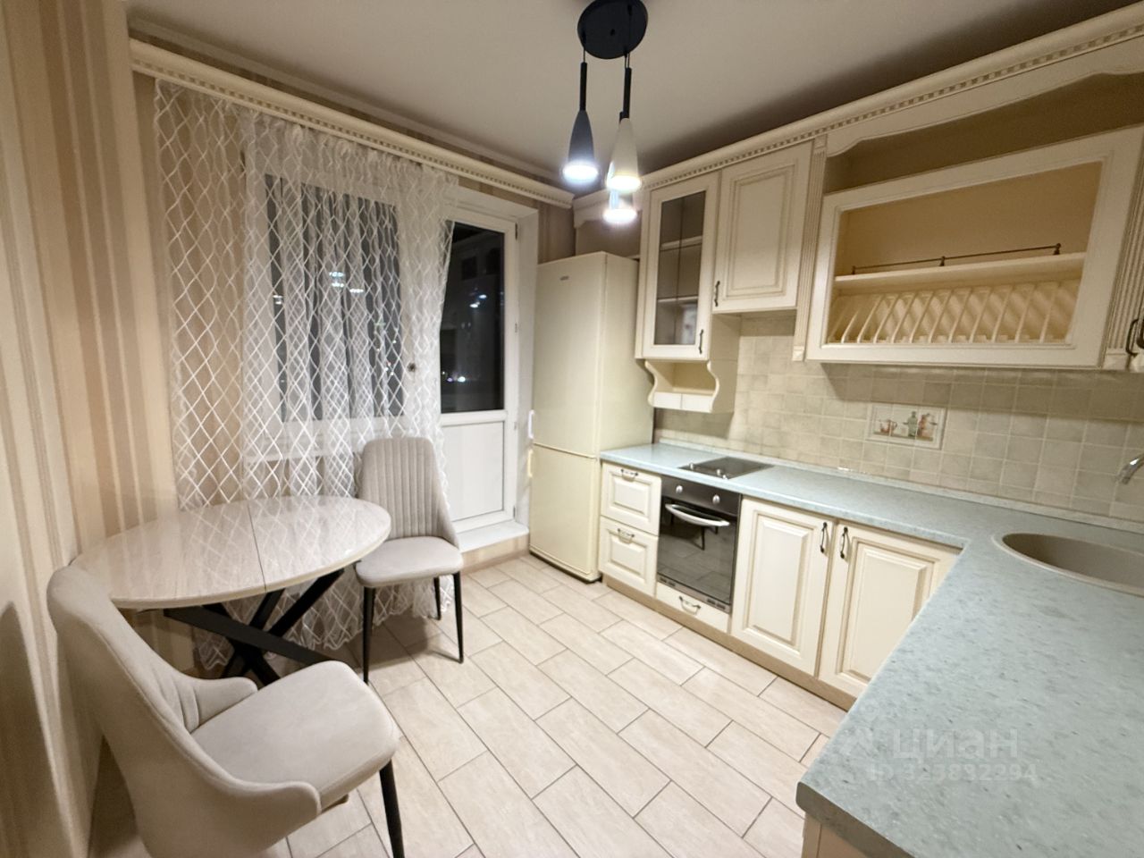 Аренда 1-комн квартиры на вторичном рынке Симферопольский бульвар, 24к4