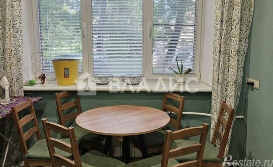 Продажа 3-комн квартиры на вторичном рынке улица Бабушкина,  д. 61