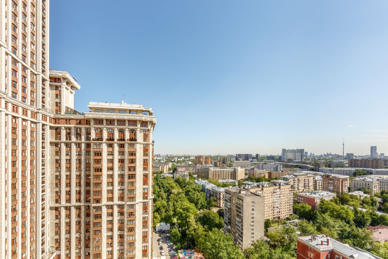 Продажа 5-комн квартиры на вторичном рынке Чапаевский переулок, 3