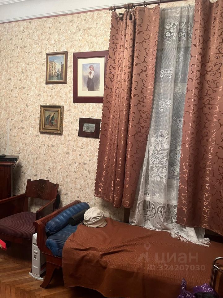 Продажа 2-комн квартиры на вторичном рынке улица Академика Лебедева, 10А