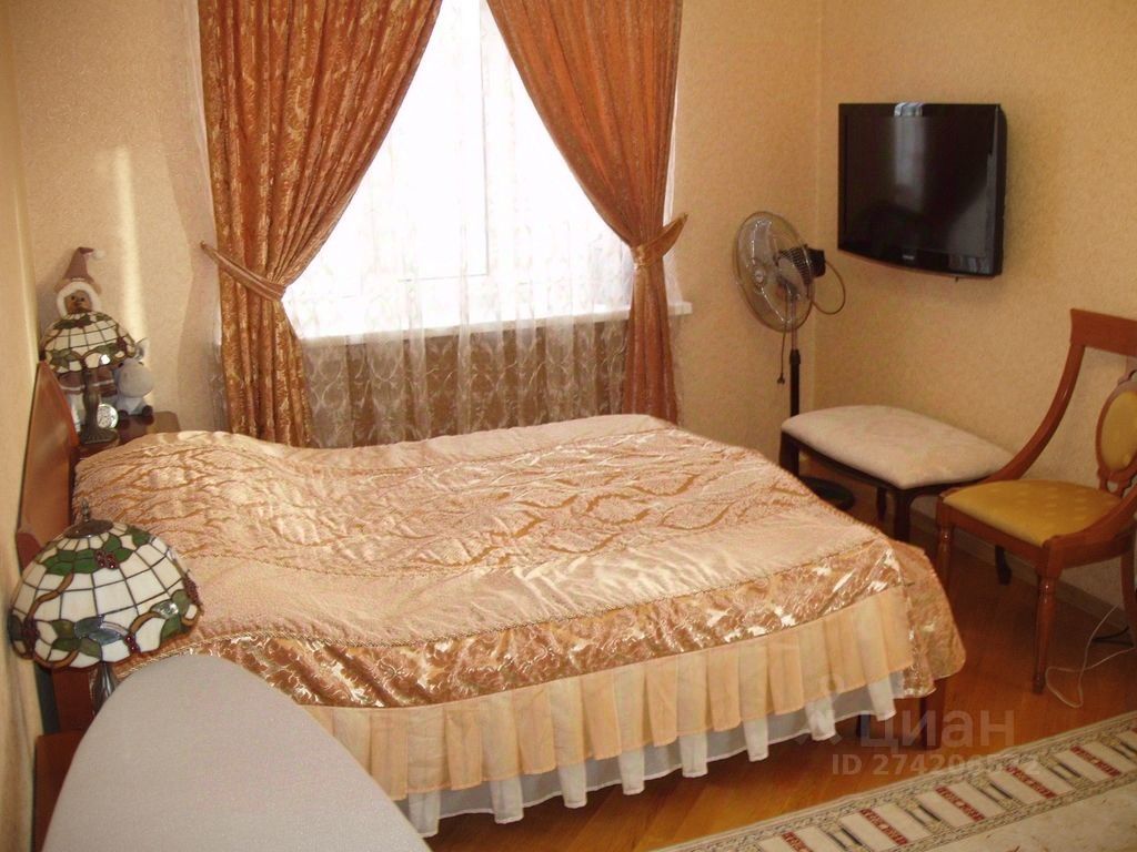 Продажа 3-комн квартиры на вторичном рынке Светлановский проспект, 71К2