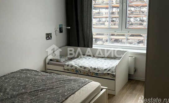 Продажа 1-комн квартиры на вторичном рынке Саларьевская ул,  д. 10 к2