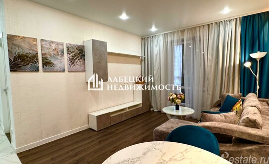 Продажа 1-комн квартиры на вторичном рынке Шушары п, Московское ш,  д. 11 к3