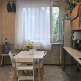 Продажа 2-комн квартиры на вторичном рынке Центральная улица,  д. 18