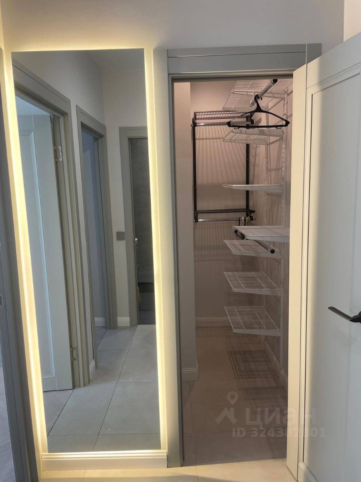 Аренда 1-комн квартиры на вторичном рынке Комендантский проспект, 63