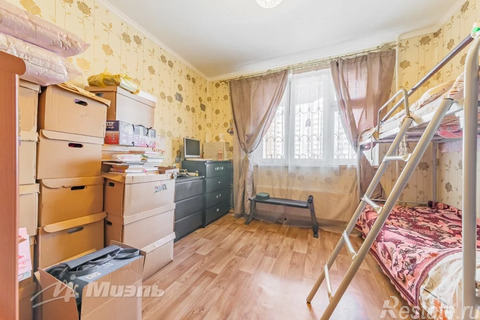 Продажа 3-комн квартиры на вторичном рынке Лобня, Лобненский Бульвар ул. ,  д. 3