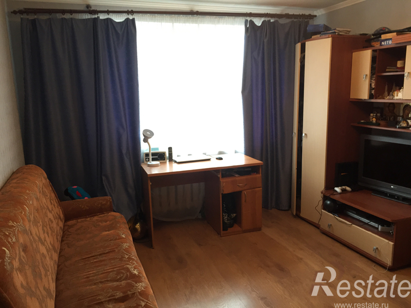 Продажа 2-комн квартиры на вторичном рынке Бугры п, Шоссейная ул ,  д. 10