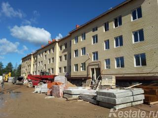 Продажа 3-комн квартиры в новостройке Рощино пгт, Тракторная ул,  д. 15,  к. 1
