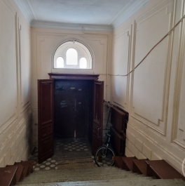 Продажа 6-комн квартиры на вторичном рынке Канонерская ул. ,  д. 17