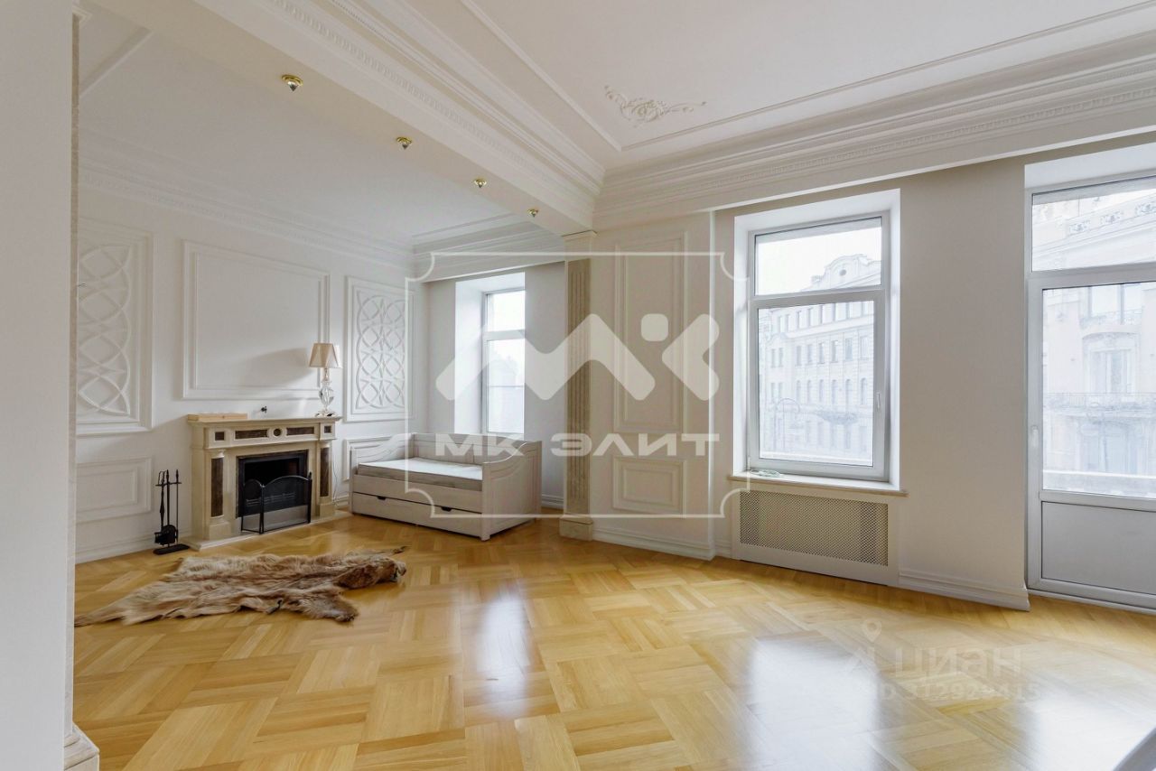 Продажа 4-комн квартиры на вторичном рынке Каменноостровский проспект, 9