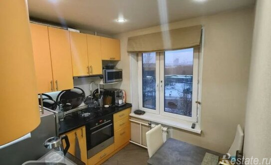 Продажа 3-комн квартиры на вторичном рынке ул Шоссейная,  д. 2,  к. 2