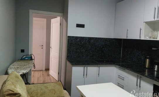 Продажа 1-комн квартиры на вторичном рынке Кузнечики, ул Генерала Варенникова,  д. 4