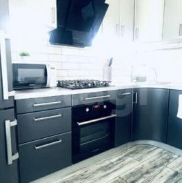 Продажа 2-комн квартиры на вторичном рынке улица Космонавта Волкова,  д. 25/2