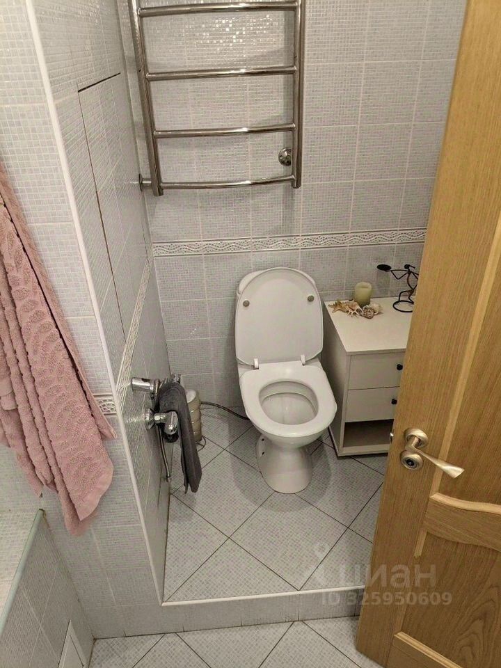 Продажа 4-комн квартиры на вторичном рынке Таллинская улица, 32К3