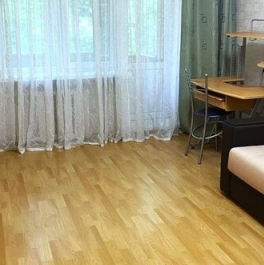 Продажа 2-комн квартиры на вторичном рынке Новоизмайловский пр-кт,  д. 32,  к. 2