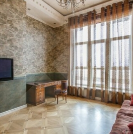 Продажа 4-комн квартиры на вторичном рынке ул Удальцова,  д. 77