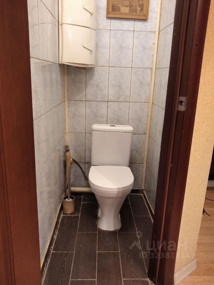 Продажа 3-комн квартиры на вторичном рынке проспект Средний Васильевского острова, 92