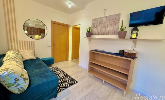 Аренда 2-комн квартиры на вторичном рынке Графский переулок,  д. 4