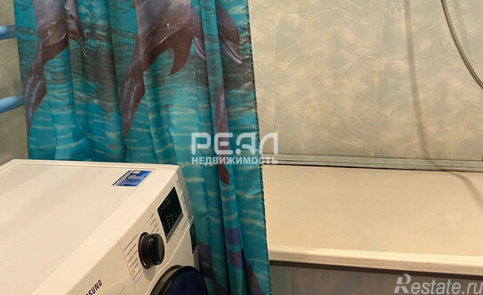 Продажа 6-комн квартиры на вторичном рынке Корпусная улица,  д. 9