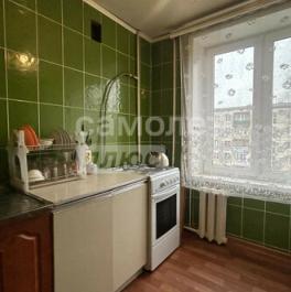 Продажа 1-комн квартиры на вторичном рынке им. Октября, улица Советской Конституции,  д. 40В